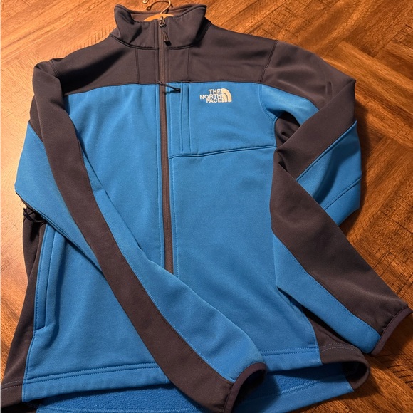 The North Face Men's Blue and dark blue jacket Size small. - Picture 2 of 8